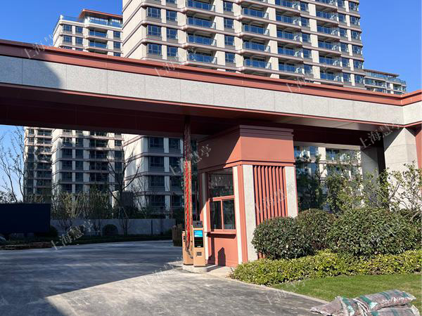 上海奉贤云镜小区南北门通道岗亭